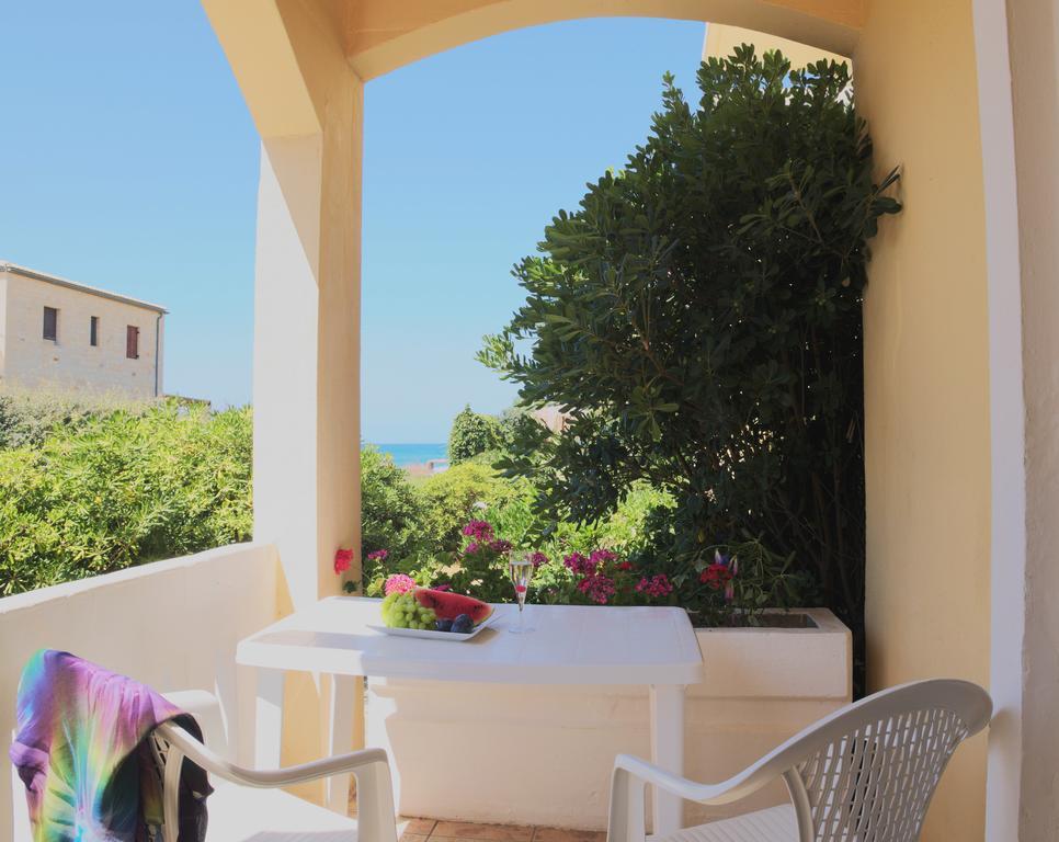 Alexia Beach Hotel Agia Marina  Ruang foto