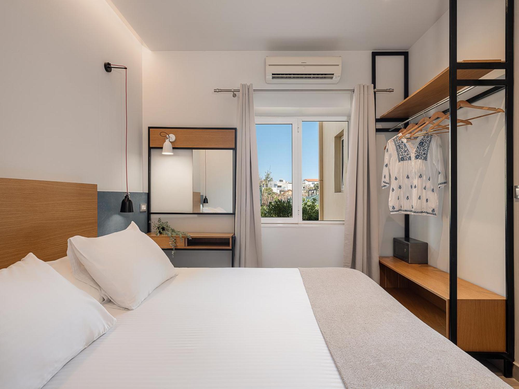 Alexia Beach Hotel Agia Marina  Bagian luar foto