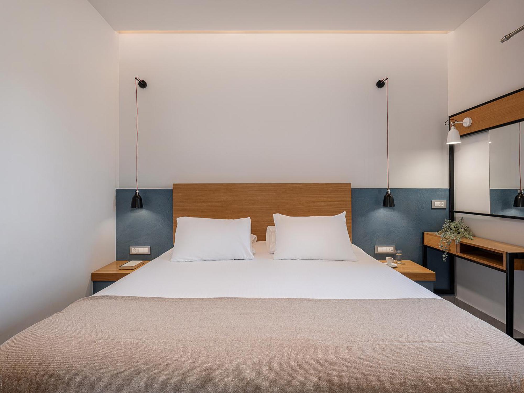 Alexia Beach Hotel Agia Marina  Bagian luar foto