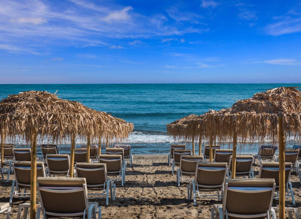 Alexia Beach Hotel Agia Marina  Bagian luar foto