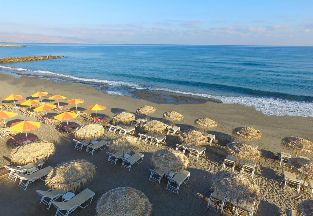 Alexia Beach Hotel Agia Marina  Bagian luar foto